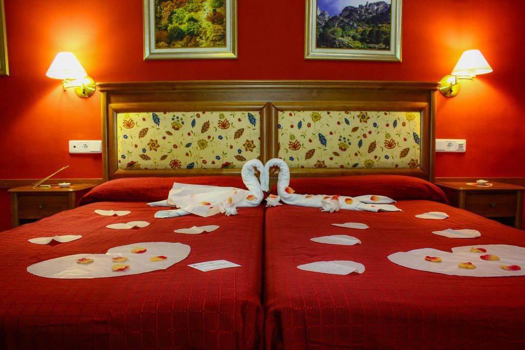 Hotel Balneario Parque De Cazorla Arroyo Frio Esterno foto